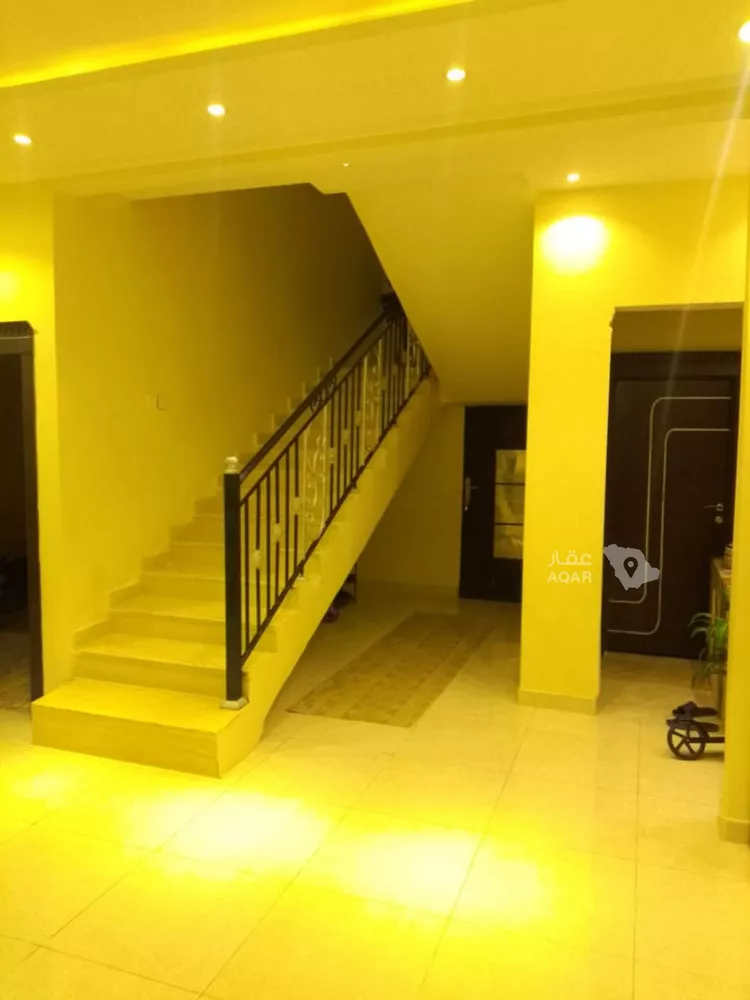 فيلا للإيجار في شارع داود الأصبهاني, حي المهدية, مدينة الرياض, منطقة الرياض 4