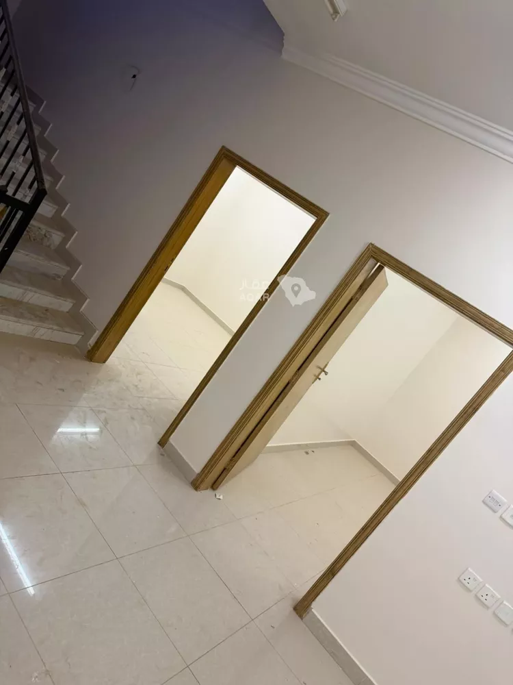 فيلا للإيجار في شارع المغزل, حي ظهرة لبن, مدينة الرياض, منطقة الرياض 3