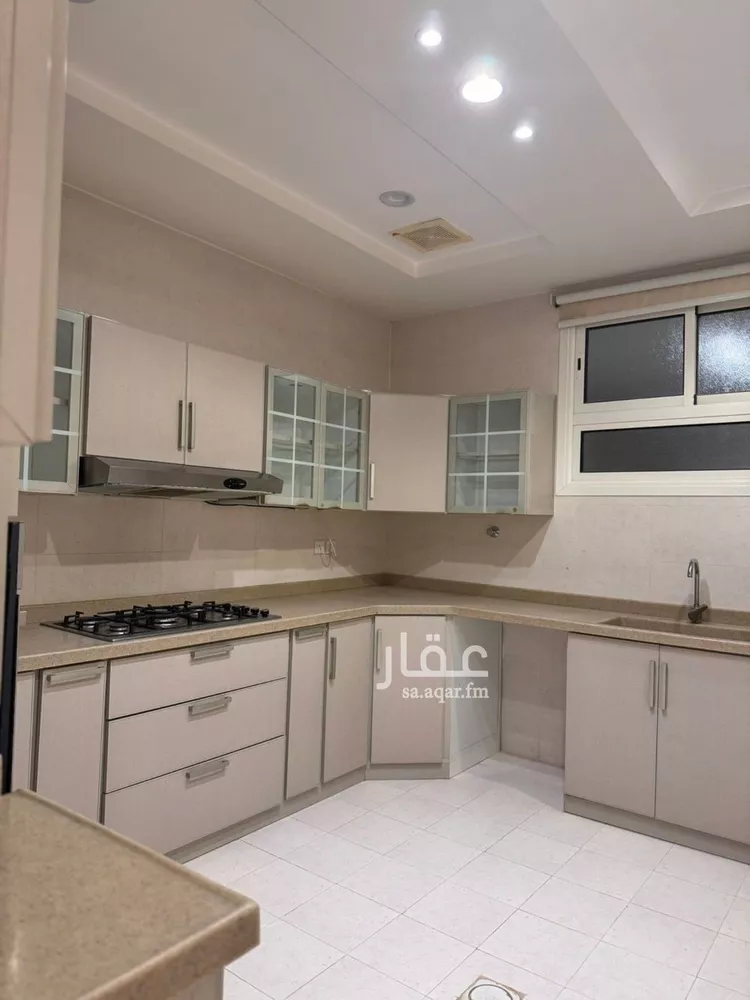 شقة للإيجار في شارع الشيخ عبدالله بن جبرين, حي القيروان, مدينة الرياض, منطقة الرياض صورة 2