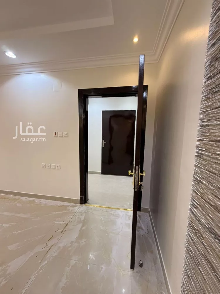 دور للإيجار في شارع المتنبي, حي الحزم, مدينة الرياض, منطقة الرياض صورة 3