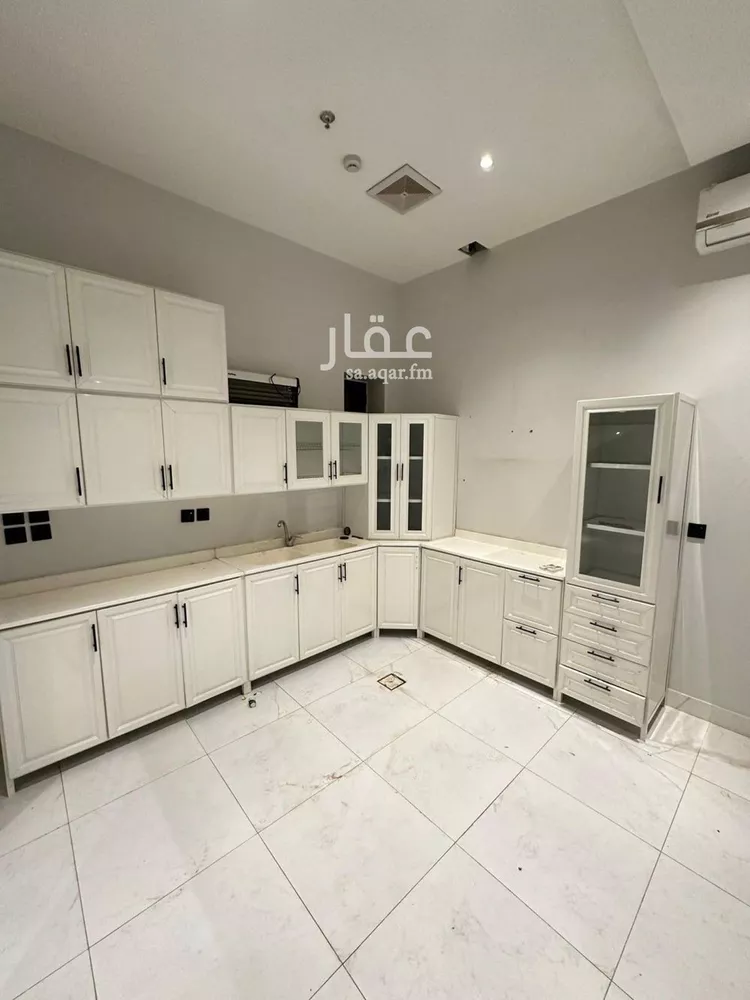 فيلا للإيجار في شارع تاج الدين الفكهاني, حي الرمال, مدينة الرياض, منطقة الرياض صورة 3