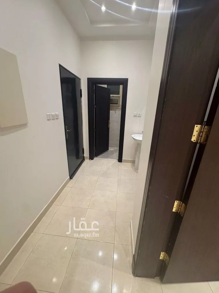 شقة للإيجار في شارع أحمد بن عبدالله البرقي, حي العارض, مدينة الرياض, منطقة الرياض صورة 5