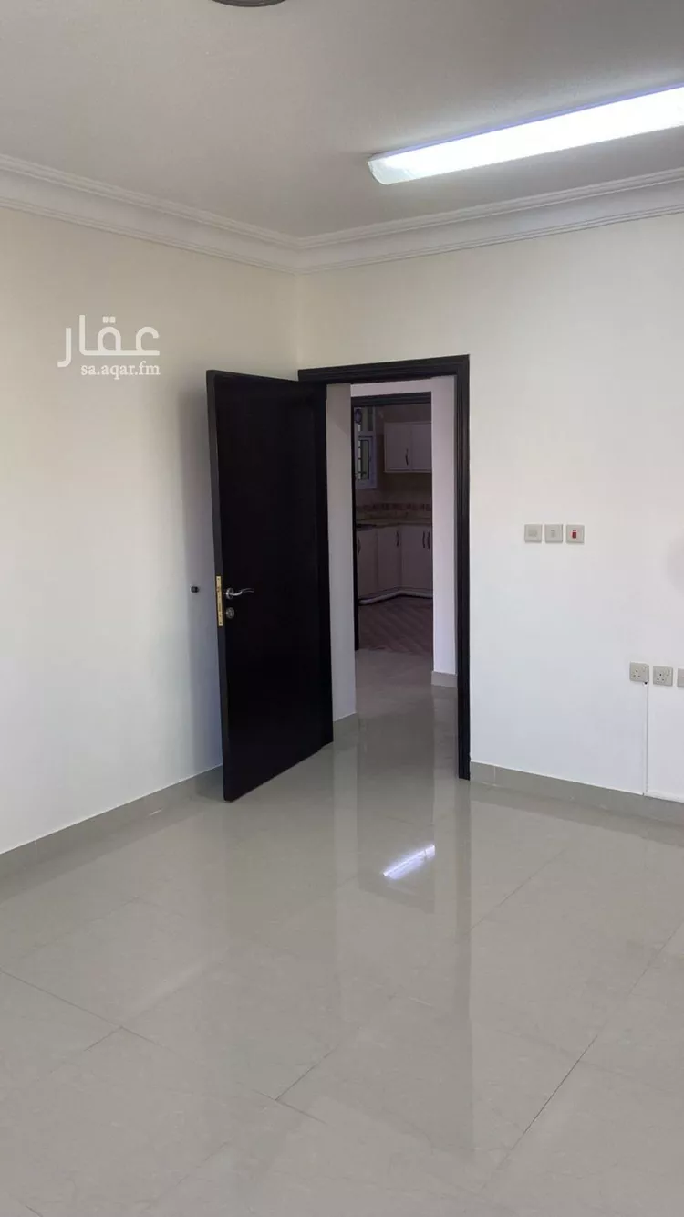 فيلا للإيجار في شارع محمد بن عياش, حي الإزدهار, مدينة الرياض, منطقة الرياض صورة 3