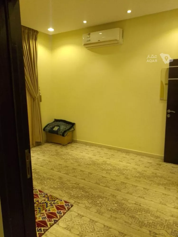 فيلا للإيجار في شارع داود الأصبهاني, حي المهدية, مدينة الرياض, منطقة الرياض 14