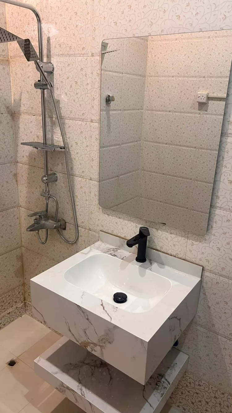 Floor for Rent in Riyadh Al Arid 11