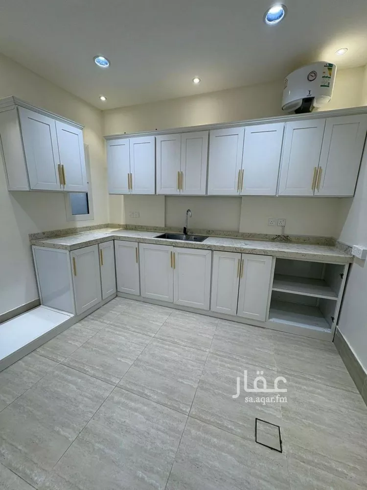 شقة للإيجار في شارع محمد بن عبدالعزيز العجاجي, حي القيروان, مدينة الرياض, منطقة الرياض