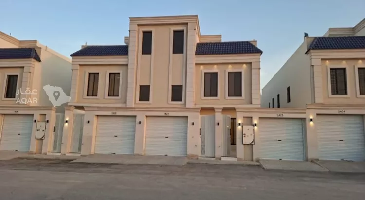 دور للإيجار في شارع عبدالرحمن بن قاسم, حي عكاظ, مدينة الرياض, منطقة الرياض