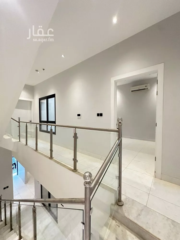 فيلا للإيجار في شارع تاج الدين الفكهاني, حي الرمال, مدينة الرياض, منطقة الرياض صورة 5