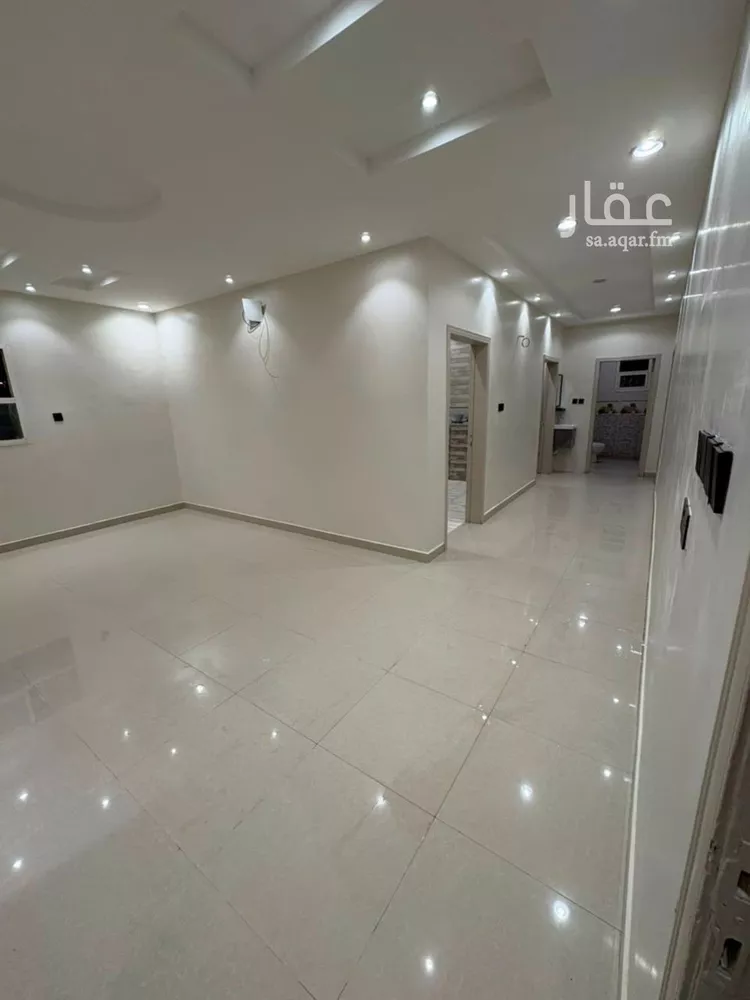 Floor for Rent in Riyadh Okaz صورة 3