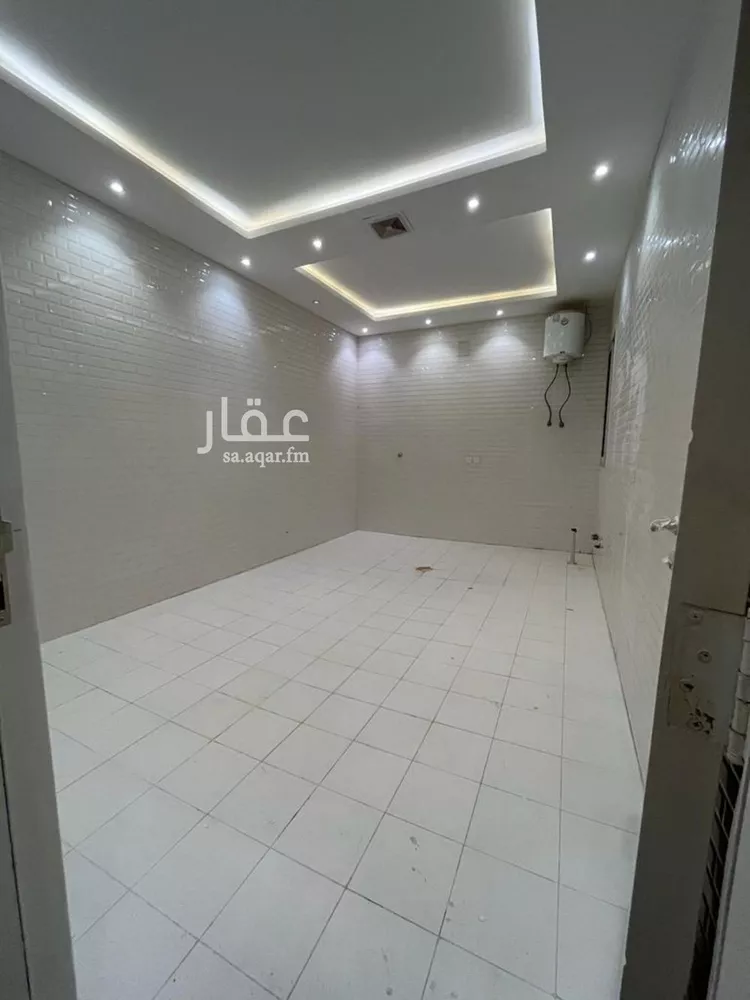 فيلا للإيجار في شارع زينب بنت أبي سلمة, حي الرمال, مدينة الرياض, منطقة الرياض صورة 5