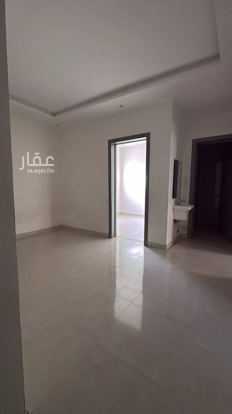 شقة للإيجار في شارع عبدالرحمن بن قاسم, حي عكاظ, مدينة الرياض, منطقة الرياض صورة 3