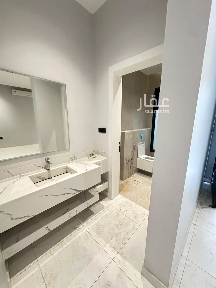 فيلا للإيجار في شارع تاج الدين الفكهاني, حي الرمال, مدينة الرياض, منطقة الرياض صورة 4