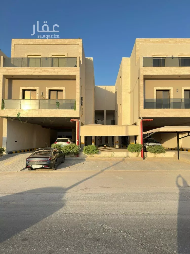 فيلا للإيجار في شارع جبل اللوز, حي الرمال, مدينة الرياض, منطقة الرياض