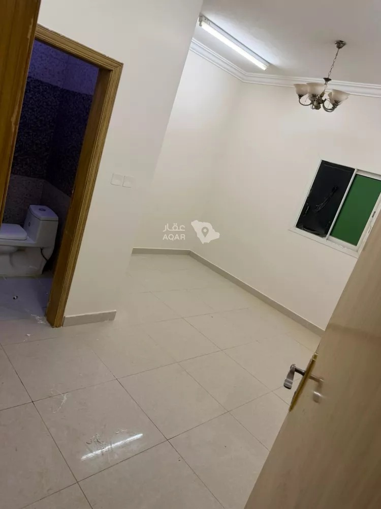 فيلا للإيجار في شارع المغزل, حي ظهرة لبن, مدينة الرياض, منطقة الرياض 8
