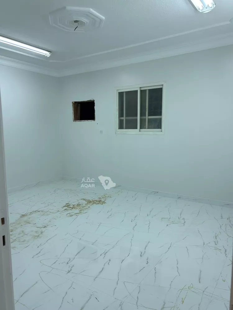 شقة للإيجار في شارع عبدالرحمن بن قاسم, حي عكاظ, مدينة الرياض, منطقة الرياض 5