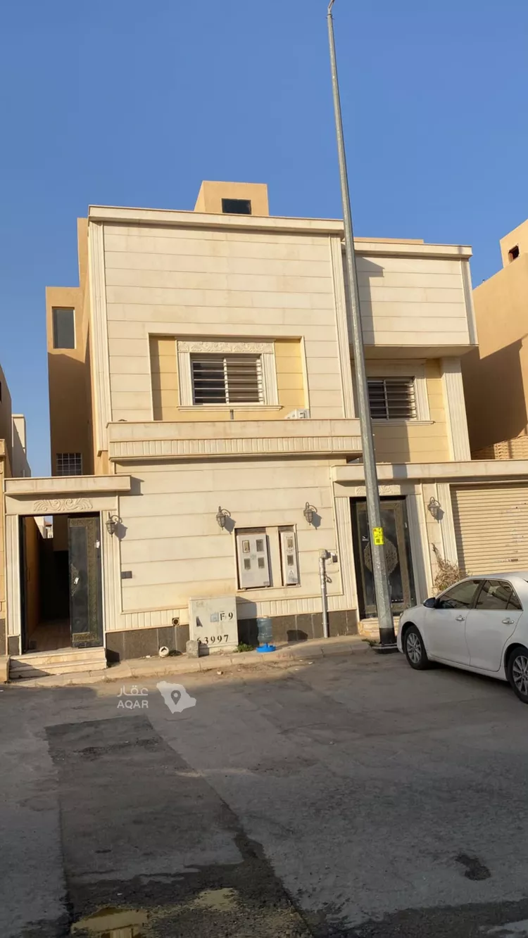 دور للإيجار في شارع عبدالرحمن بن قاسم, حي عكاظ, مدينة الرياض, منطقة الرياض
