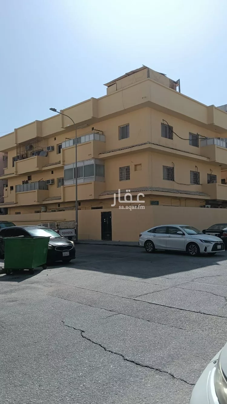 عمارة للبيع في شارع الاخاء, حي العقربية, مدينة الخبر, المنطقة الشرقية