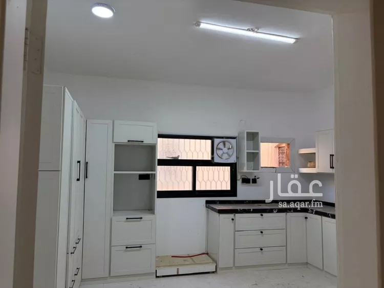 شقة للإيجار في شارع الفخر الأصبهاني, حي السعادة, مدينة الرياض, منطقة الرياض