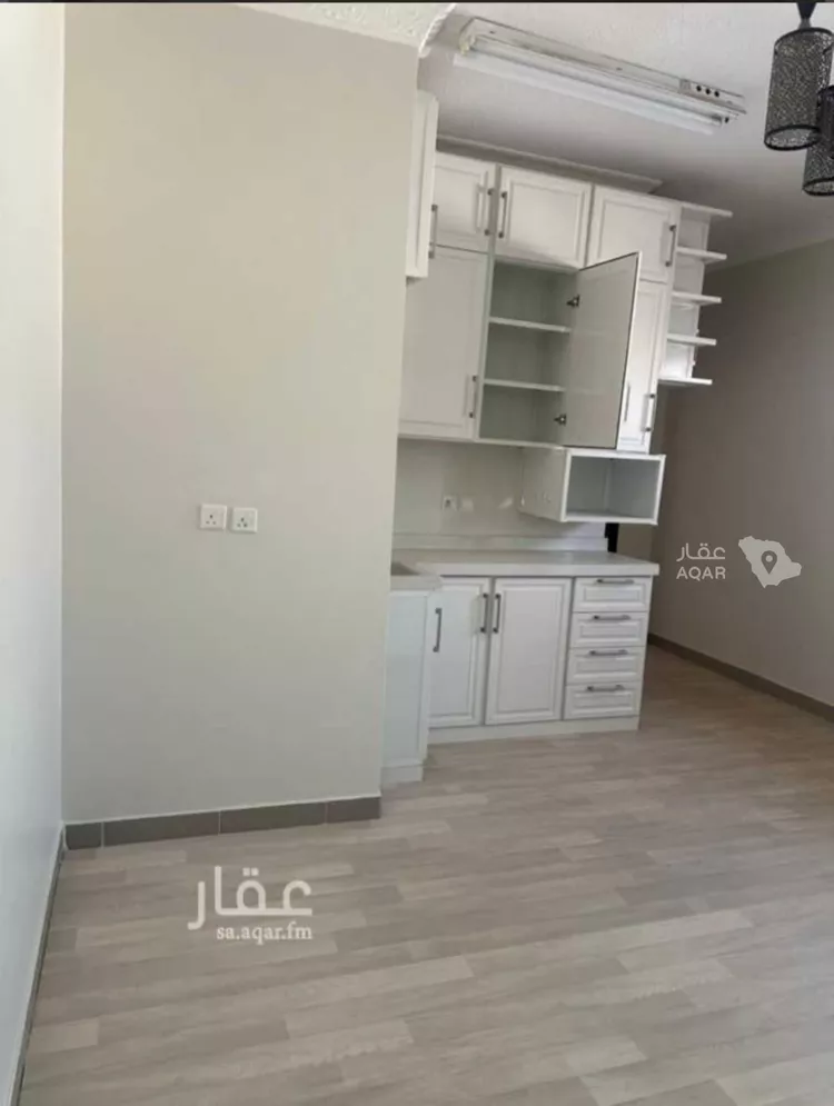 شقة للإيجار في شارع عبدالله بن قيس, حي إشبيلية, مدينة الرياض, منطقة الرياض