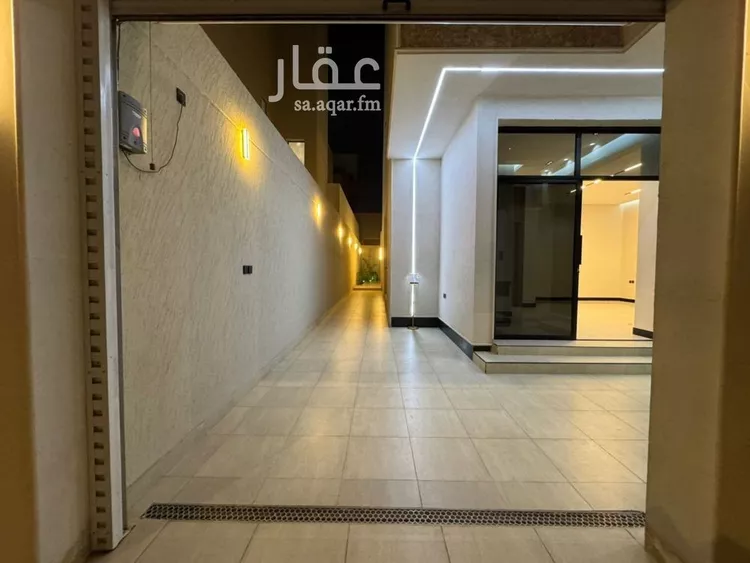 فيلا للبيع في شارع أبي عمر بن العلاء, حي الرمال, مدينة الرياض, منطقة الرياض صورة 3