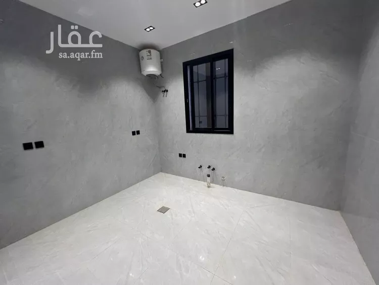 دور للبيع في شارع الطيب الساسي, حي الرمال, مدينة الرياض, منطقة الرياض صورة 2