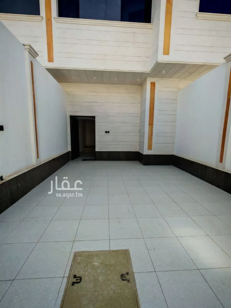 دور للبيع في شارع المصياد, حي الخليج, مدينة الرياض, منطقة الرياض صورة 2
