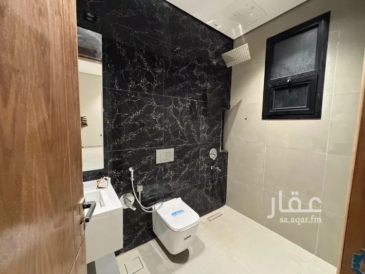 فيلا للبيع في شارع عبدالعزيز الطبيري, حي الرمال, مدينة الرياض, منطقة الرياض 18