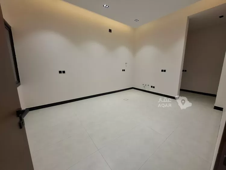 Villa for Sale in Riyadh Al Janadriyah 5
