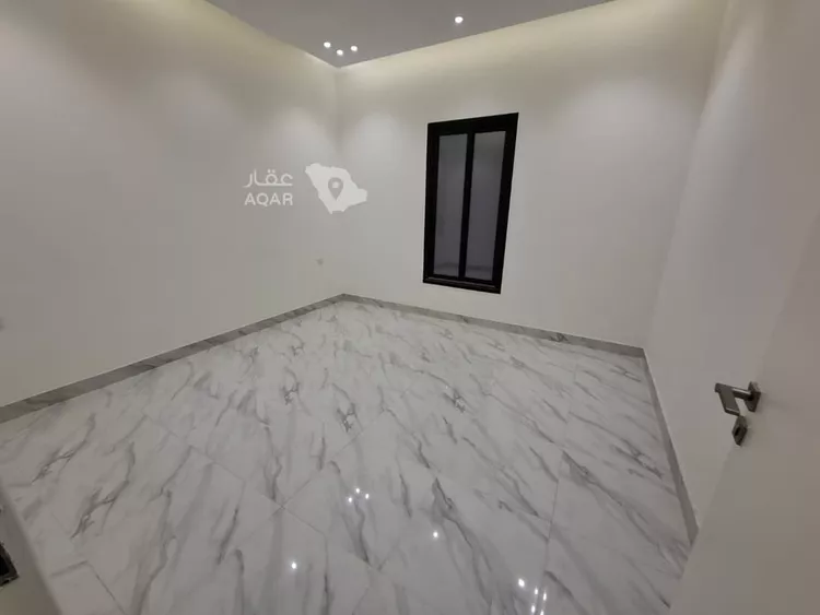 Floor for Sale in Riyadh Al Qadisiyah 6