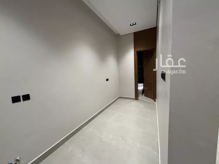 فيلا للبيع في شارع عبدالعزيز الطبيري, حي الرمال, مدينة الرياض, منطقة الرياض 19