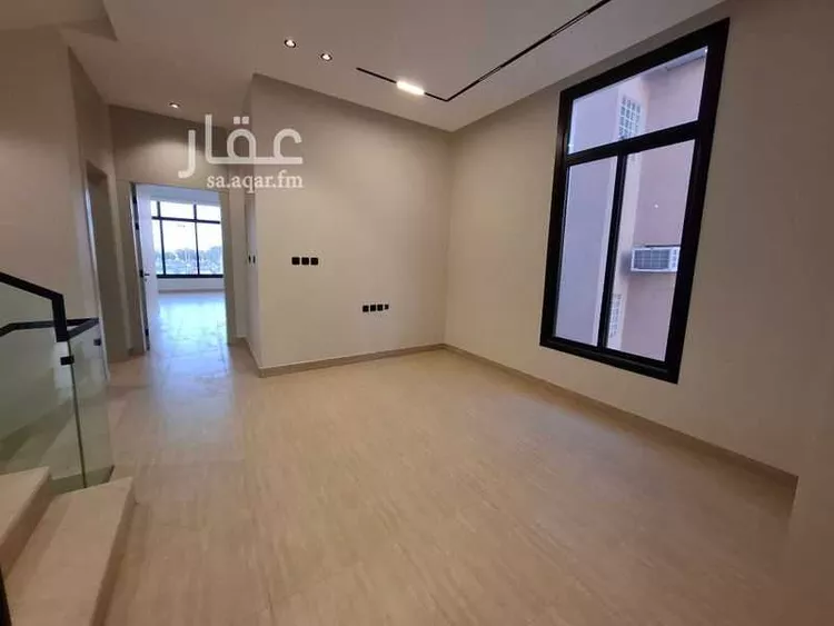 فيلا للبيع في شارع علي بن عبدالكريم, حي إشبيلية, مدينة الرياض, منطقة الرياض 19