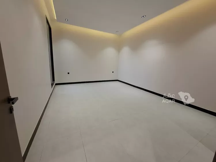 Villa for Sale in Riyadh Al Janadriyah 2