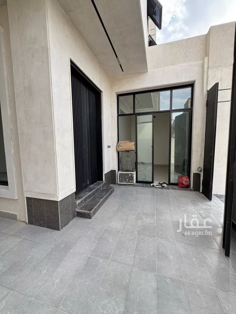 فيلا للبيع في شارع إسماعيل الميكالي, حي الرمال, مدينة الرياض, منطقة الرياض صورة 5