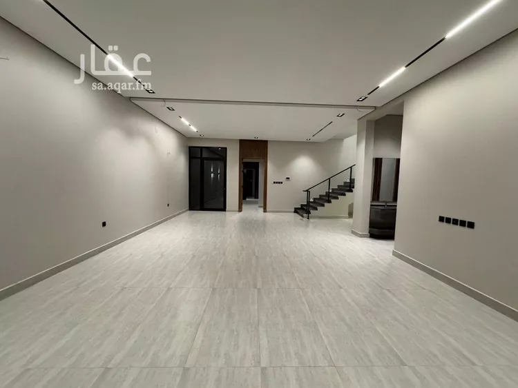 فيلا للبيع في شارع عبدالعزيز الطبيري, حي الرمال, مدينة الرياض, منطقة الرياض 16