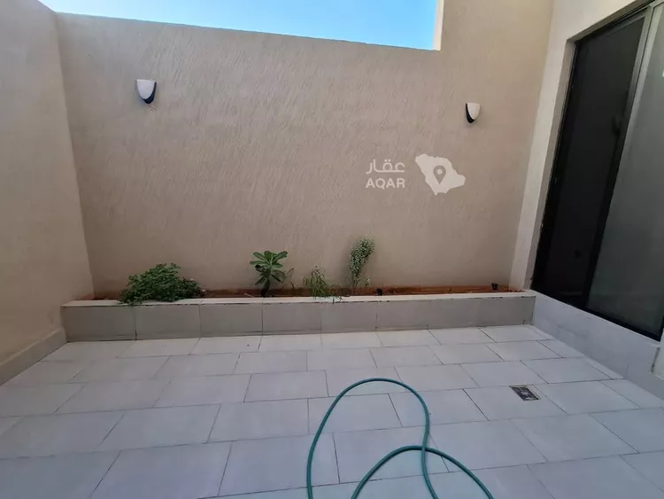 Villa for Sale in Riyadh Al Janadriyah 15