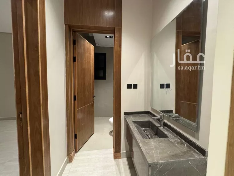 فيلا للبيع في شارع عبدالعزيز الطبيري, حي الرمال, مدينة الرياض, منطقة الرياض صورة 4
