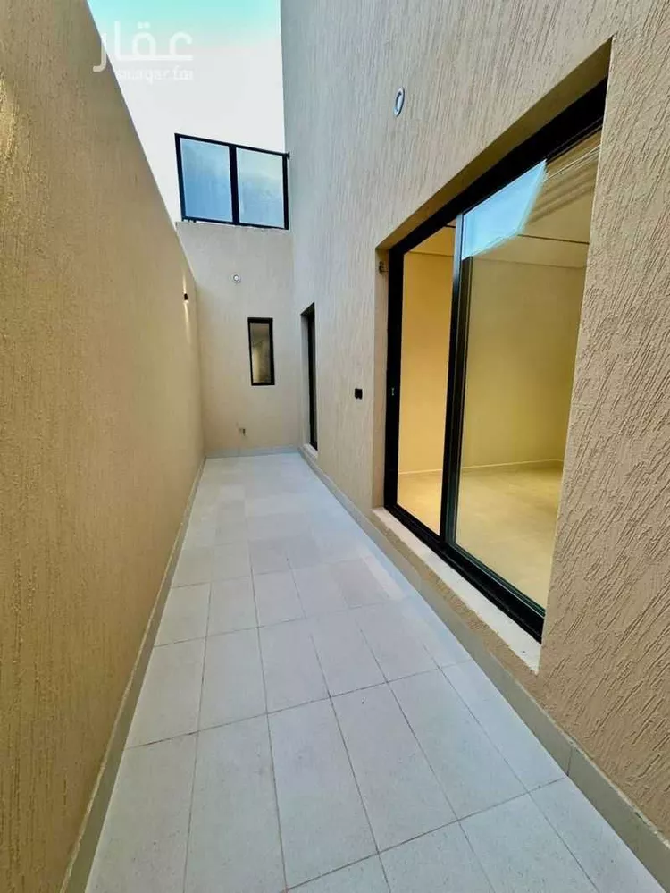 Floor for Sale in Riyadh An Narjis 12