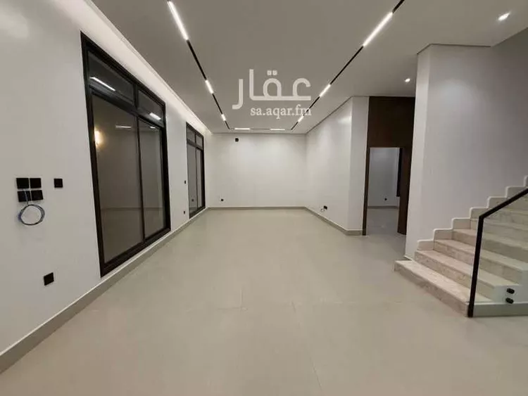 فيلا للبيع في شارع المحجر, حي المعيزيلة, مدينة الرياض, منطقة الرياض صورة 3