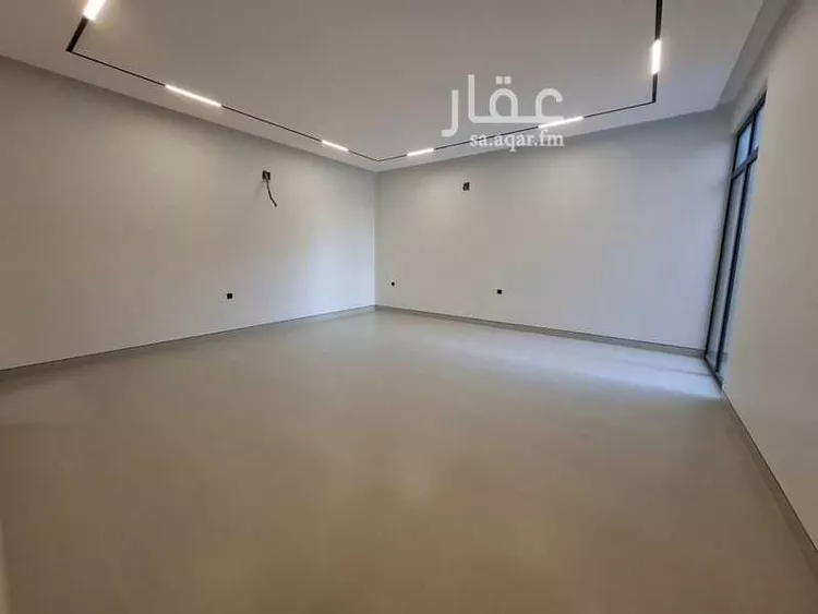 Floor for Sale in Riyadh Ar Rimal 12