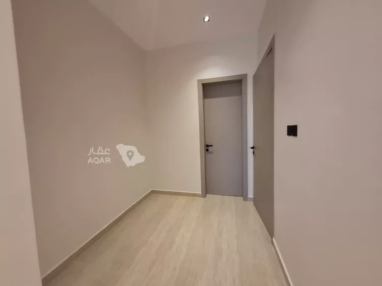 فيلا للبيع في شارع سليمان البغدادى, حي الرمال, مدينة الرياض, منطقة الرياض 8