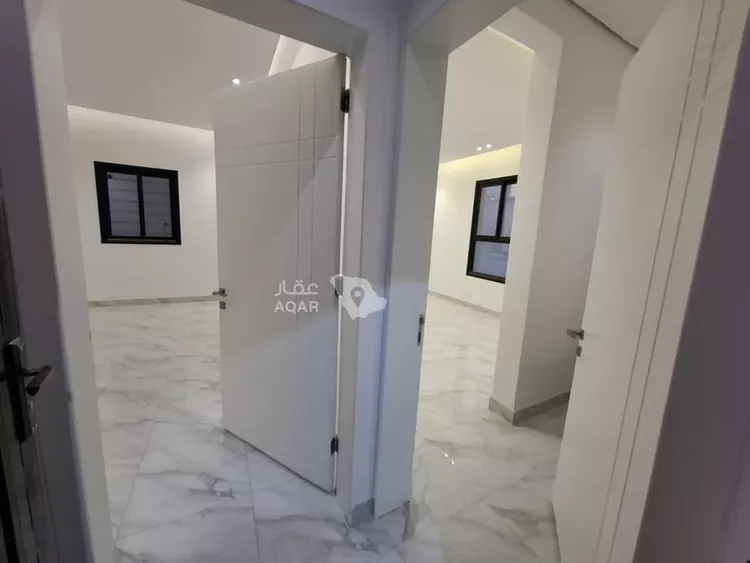 Floor for Sale in Riyadh Al Qadisiyah 8