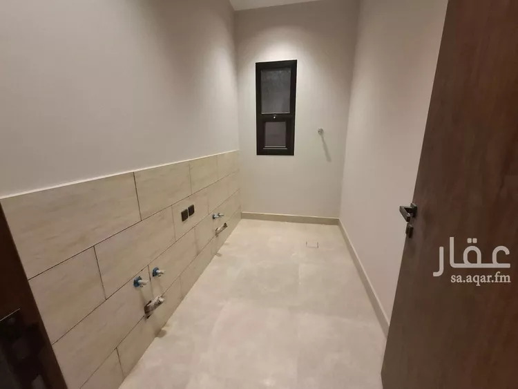 دور للبيع في شارع الكاف, حي إشبيلية, مدينة الرياض, منطقة الرياض صورة 2