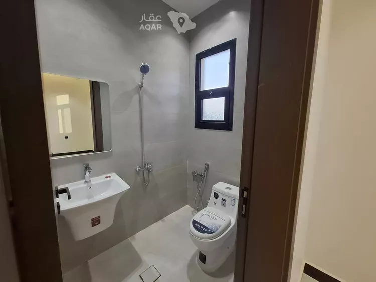 Villa for Sale in Riyadh Al Janadriyah 9