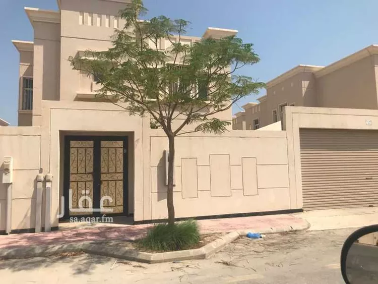 فيلا للبيع في شارع الريان 4, حي جلمودة, مدينة مدينه الجبيل الصناعيه, المنطقة الشرقية