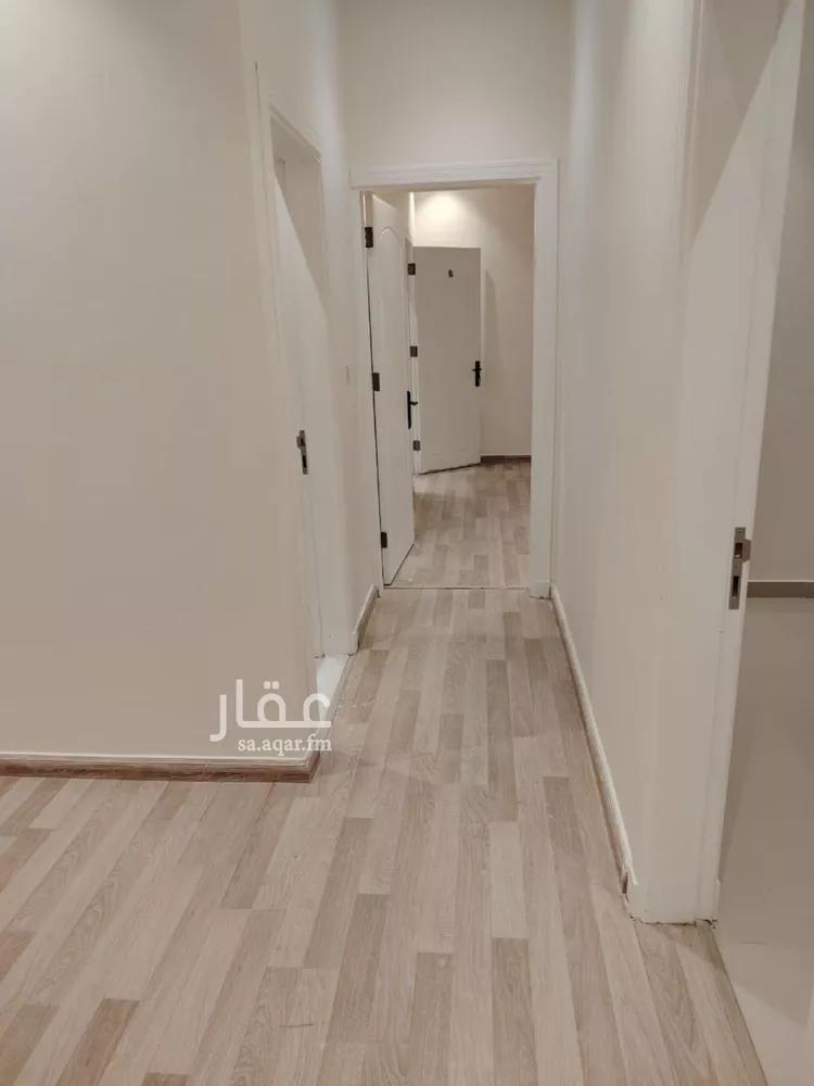 شقة للإيجار في شارع الامام سعود بن فيصل, حي الملقا, مدينة الرياض, منطقة الرياض صورة 3