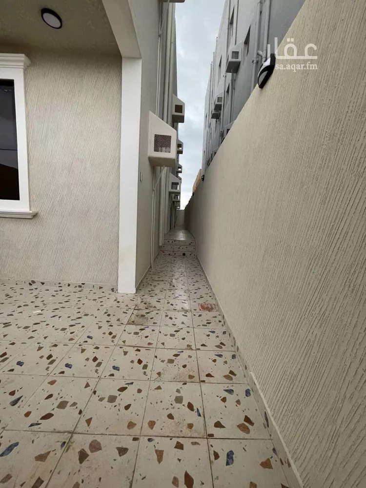 شقة للبيع في شارع اسماء بنت عميس, حي الرحاب 1, مدينة جازان, منطقة جازان صورة 2