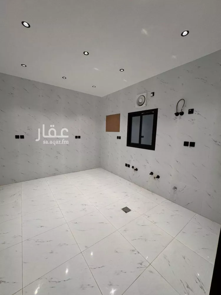 شقة للبيع في شارع خالد بن الوليد, حي الشاطئ, مدينة جازان, منطقة جازان صورة 5