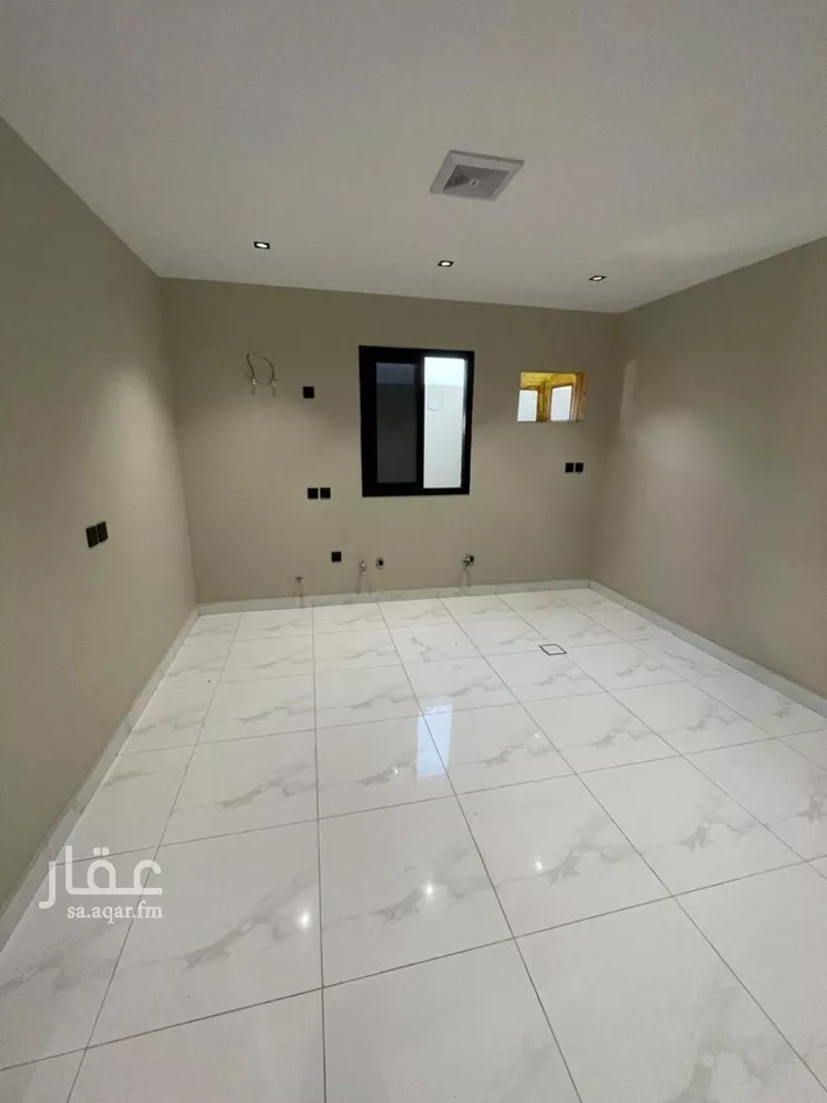 شقة للبيع في شارع الحكم بن عمرو, حي الرحاب 1, مدينة جازان, منطقة جازان صورة 4