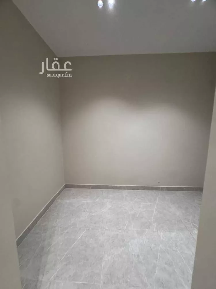 شقة للبيع في شارع شارع الشيخ أحمد النجمي, حي الرحاب 2, مدينة جازان, منطقة جازان 14