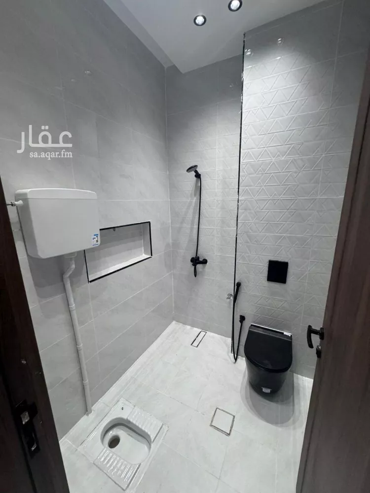 شقة للبيع في شارع صفية بنت عبدالمطلب, حي الرحاب 1, مدينة جازان, منطقة جازان صورة 3